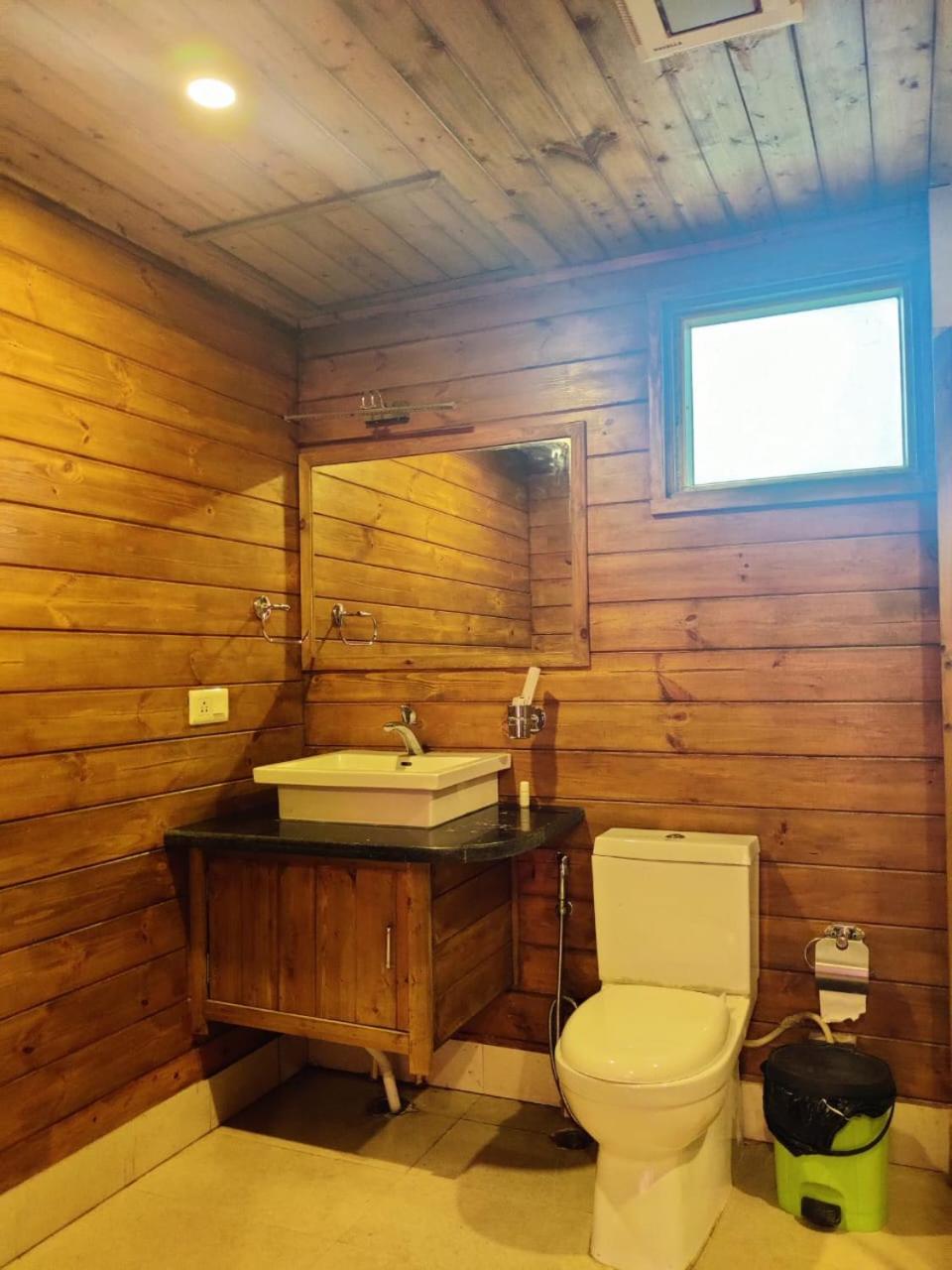 Jironi Resort Tezpur 외부 사진